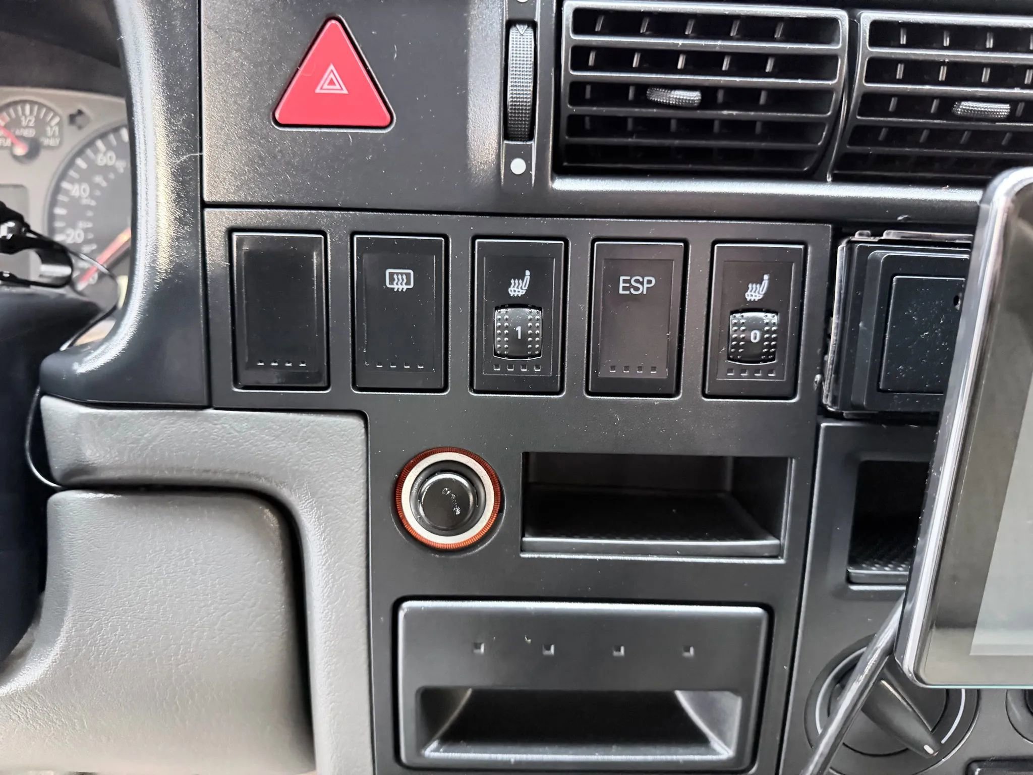 Used 2003 Volkswagen Eurovan MV image 15