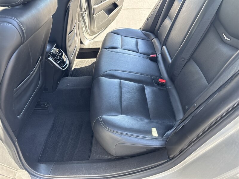 Used 2016 Cadillac XTS Luxury FWD image 29