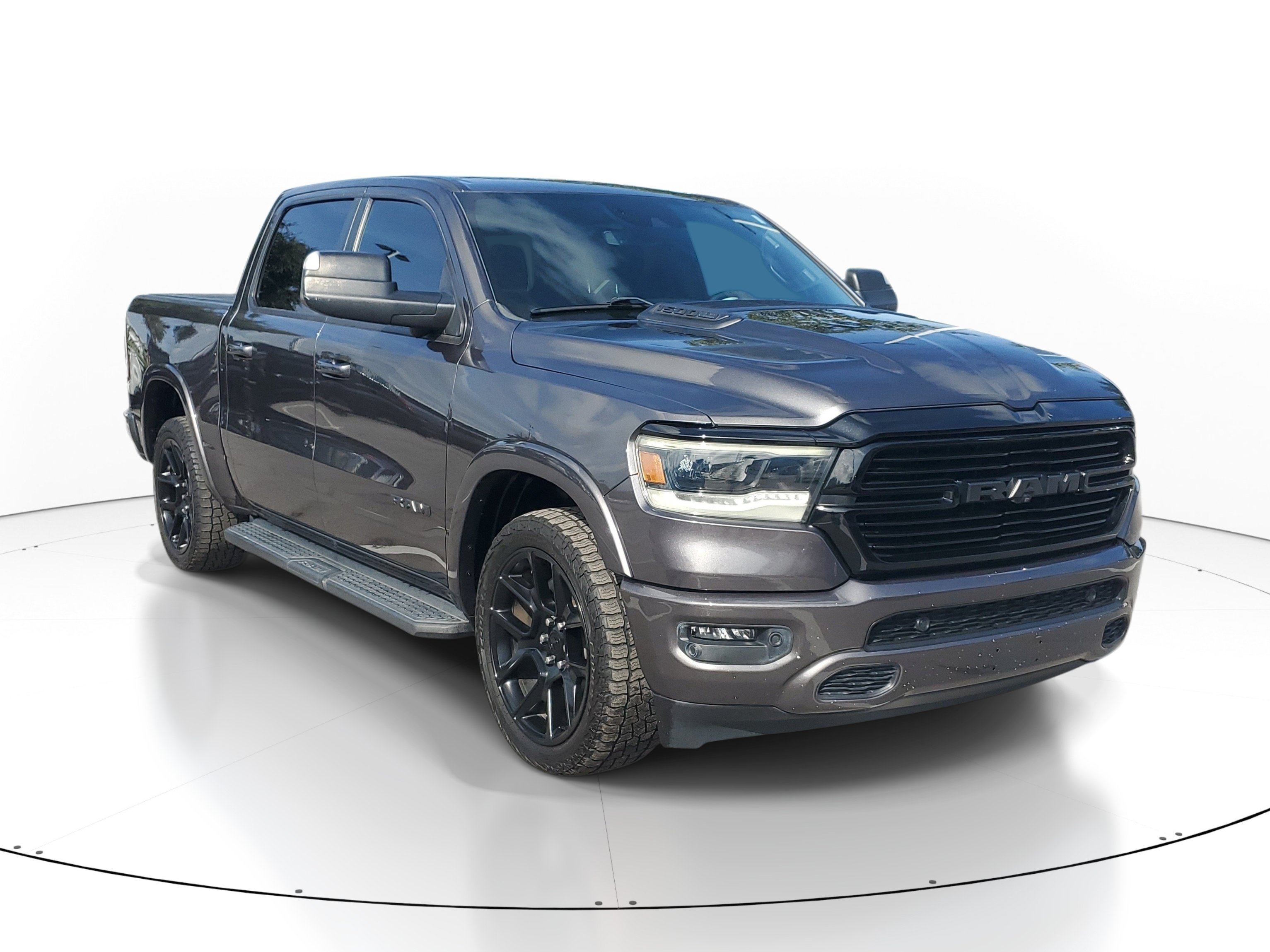 Used 2022 RAM 1500 Laramie AWD/4WD image 2