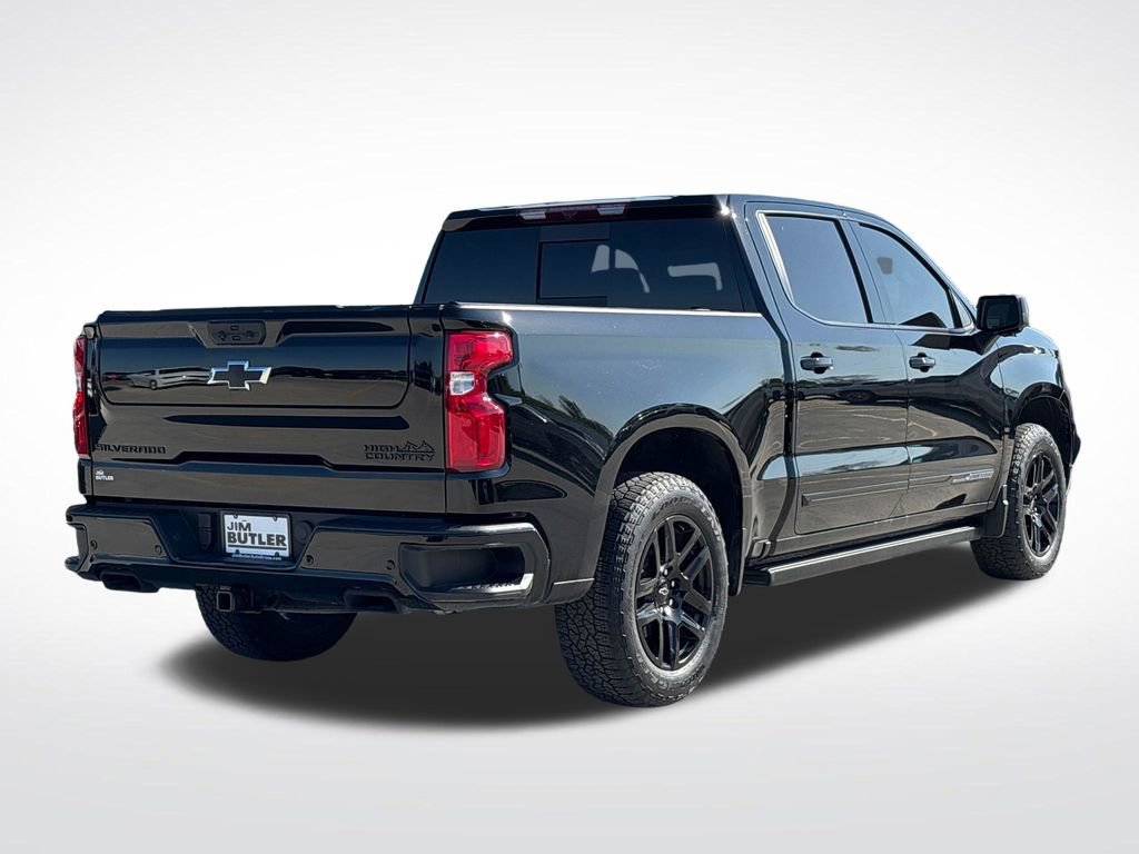 Used 2024 Chevrolet Silverado 1500 High Country w/ Midnight Edition AWD/4WD image 7