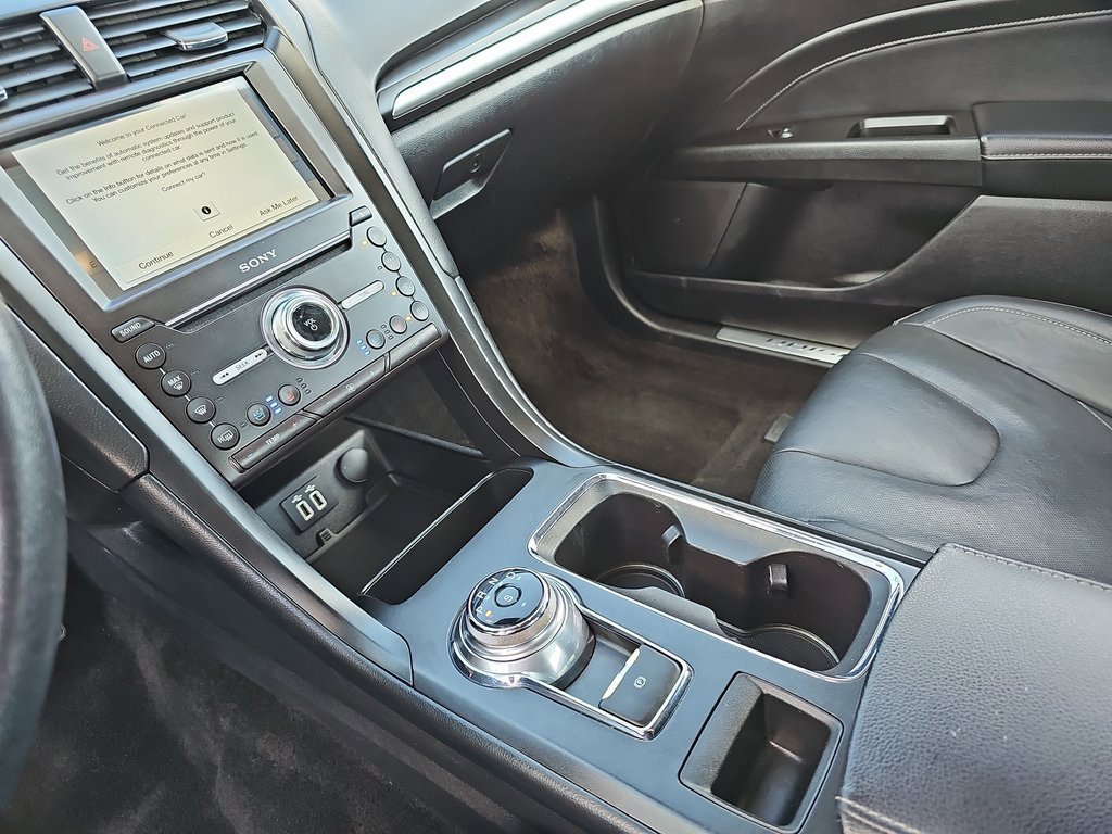 Used 2019 Ford Fusion Titanium image 23