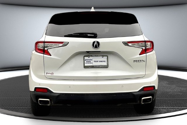 Used 2023 Acura RDX w/ Technology Package FWD image 6