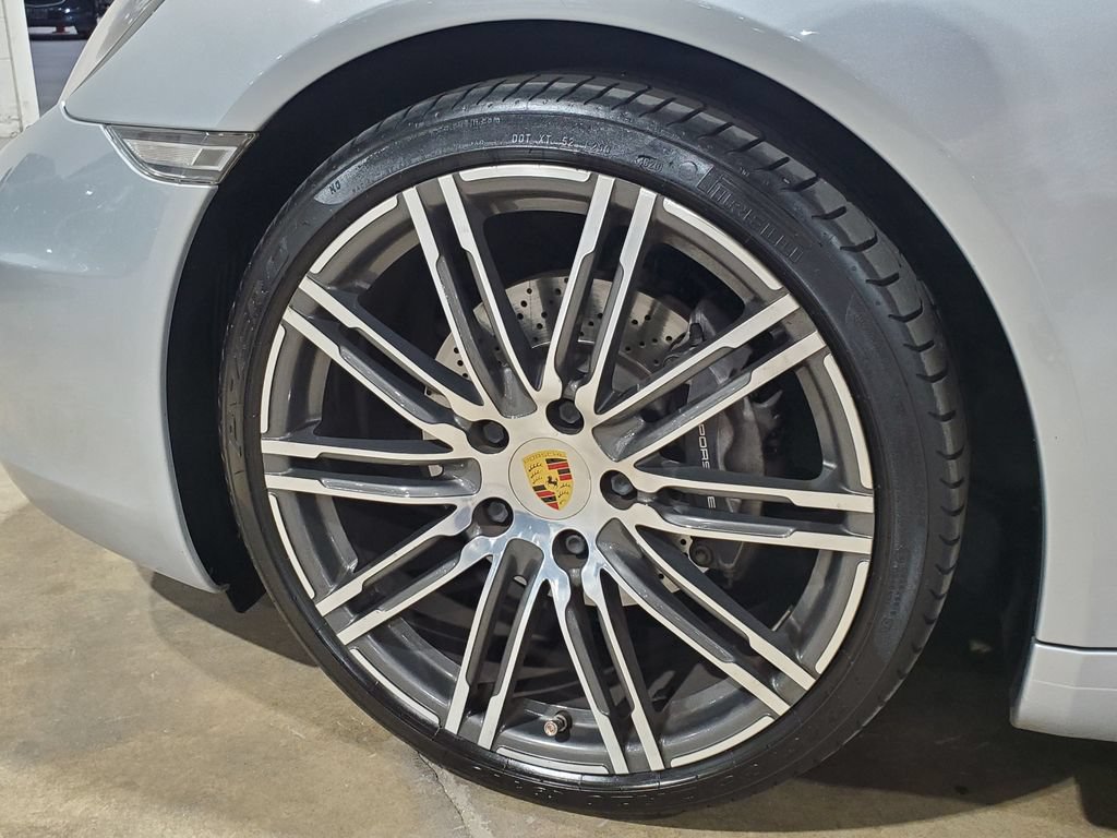 Used 2015 Porsche 911 Carrera RWD image 42