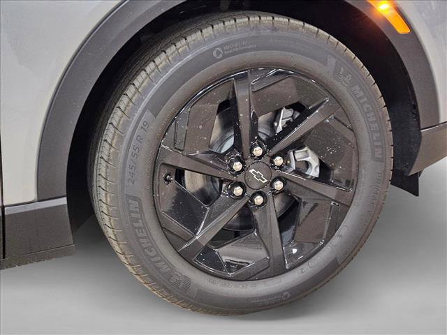 New 2026 Chevrolet Equinox EV LT w/ Midnight Package image 10