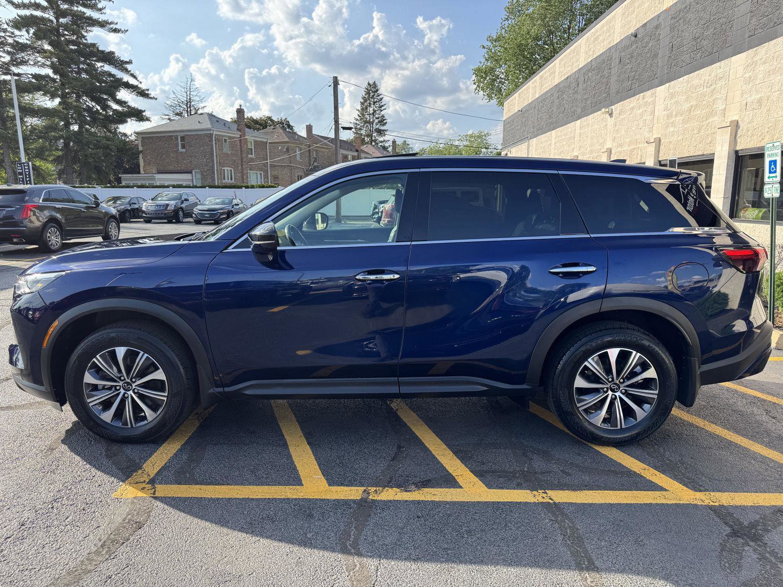 Used 2022 INFINITI QX60 Pure AWD/4WD image 23