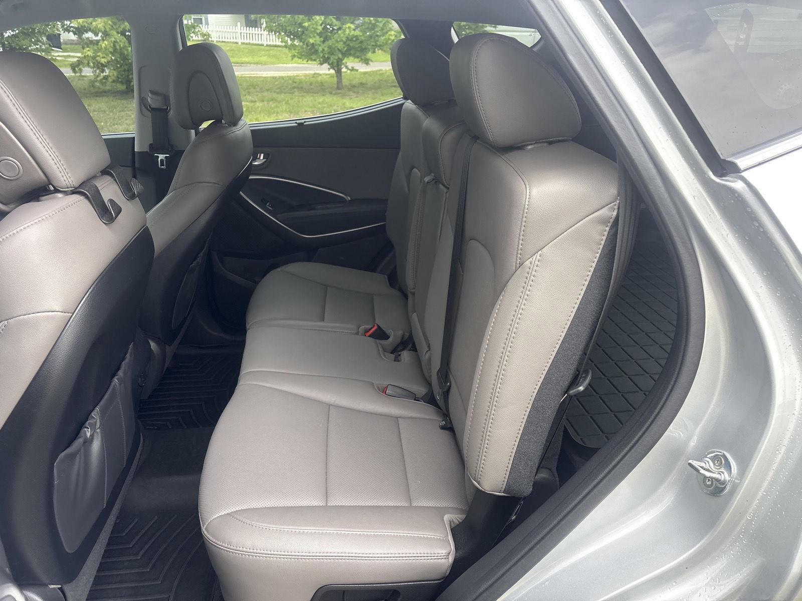 Used 2017 Hyundai Santa Fe Sport 2.0T AWD/4WD image 10