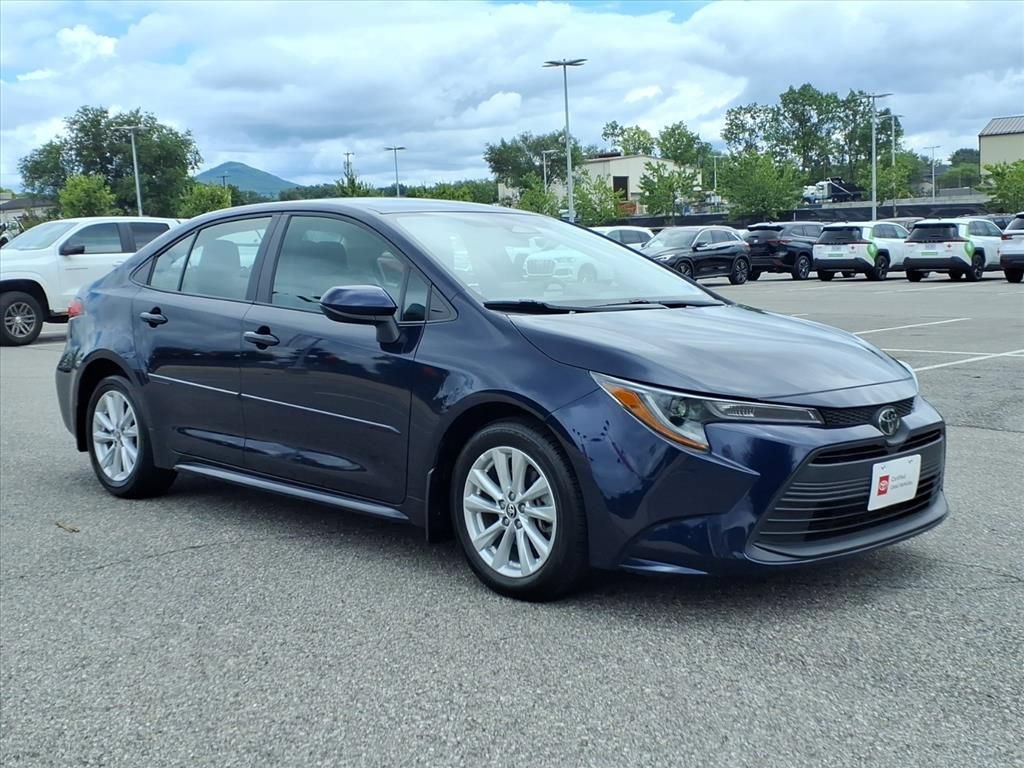 Certified 2025 Toyota Corolla LE w/ LE Premium Package FWD image 2