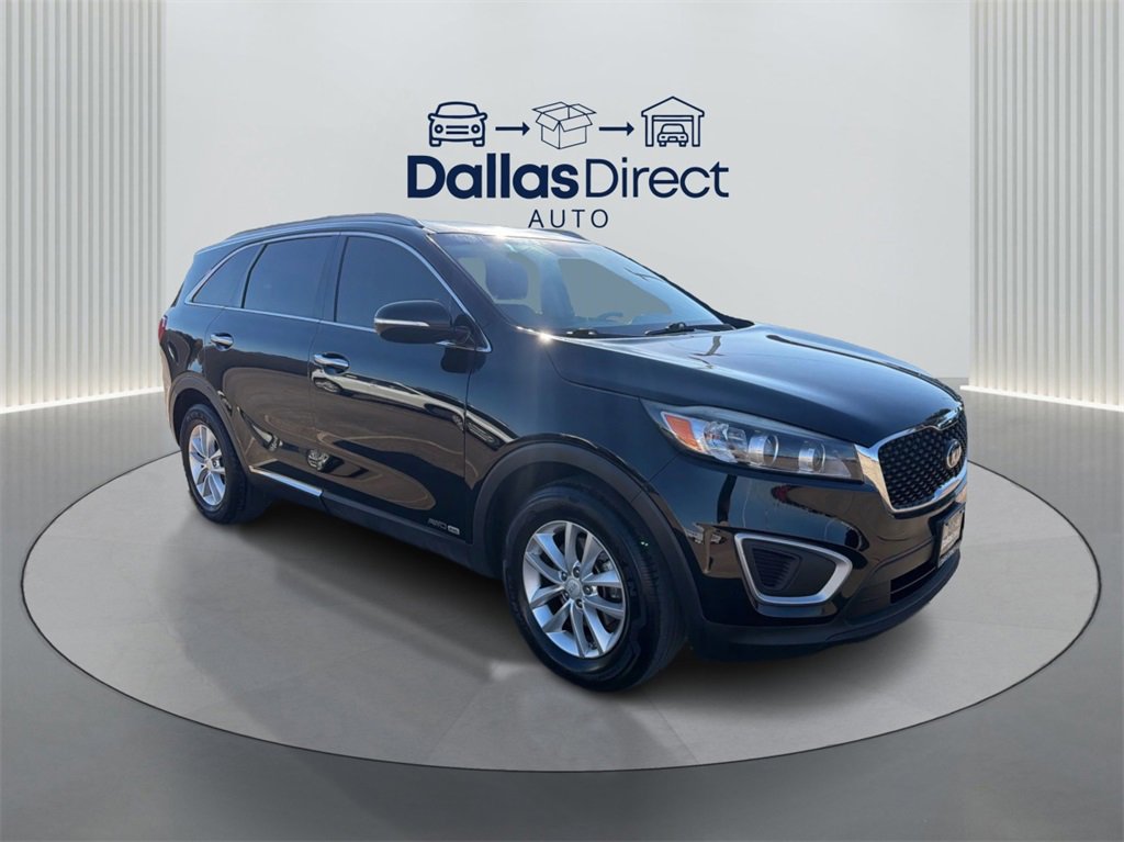Used 2017 Kia Sorento LX image 1