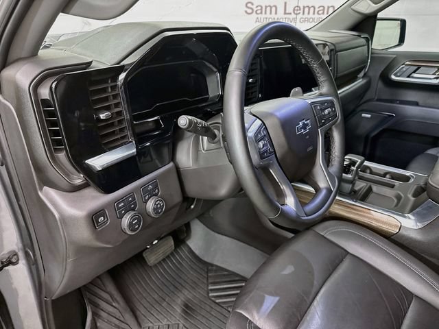 Used 2025 Chevrolet Silverado 1500 LT Trail Boss w/ Convenience Package II AWD/4WD image 10