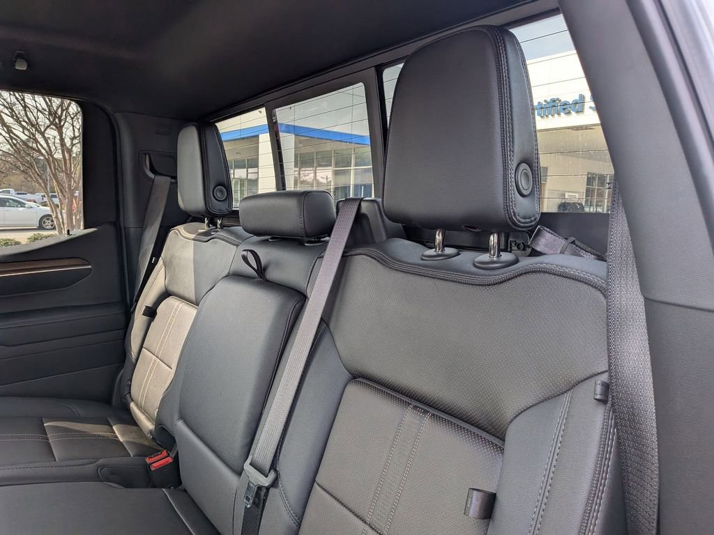 Used 2025 Chevrolet Silverado 1500 High Country w/ Z71 Off-Road Package image 28