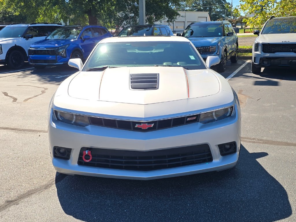 Used 2015 Chevrolet Camaro SS w/ RS Package RWD image 8
