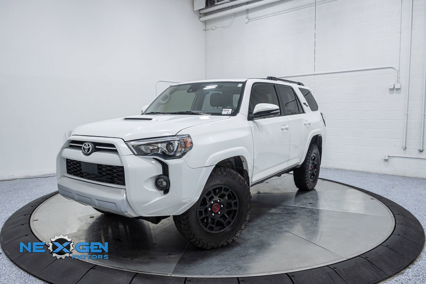 Used 2023 Toyota 4Runner TRD Off-Road Premium w/ Moonroof Package image 3