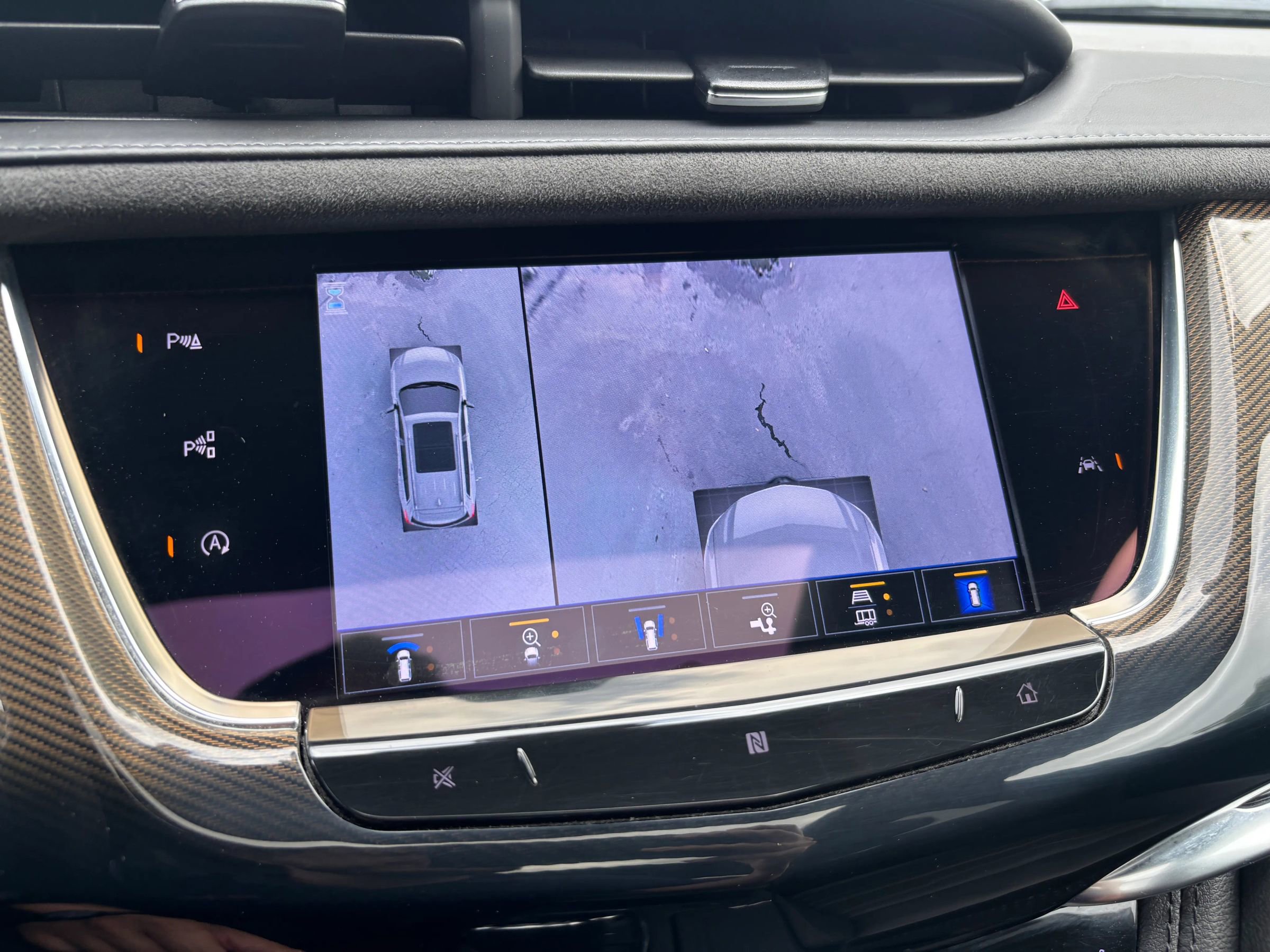 Used 2021 Cadillac XT6 Sport w/ Platinum Package AWD/4WD image 18