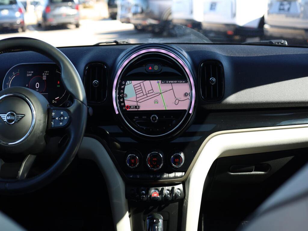 Used 2023 MINI Cooper Countryman S w/ Signature Upholstery Package image 10