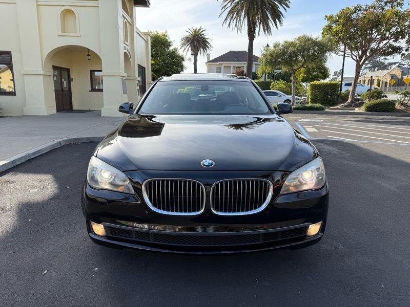 Used 2009 BMW 750i RWD image 15
