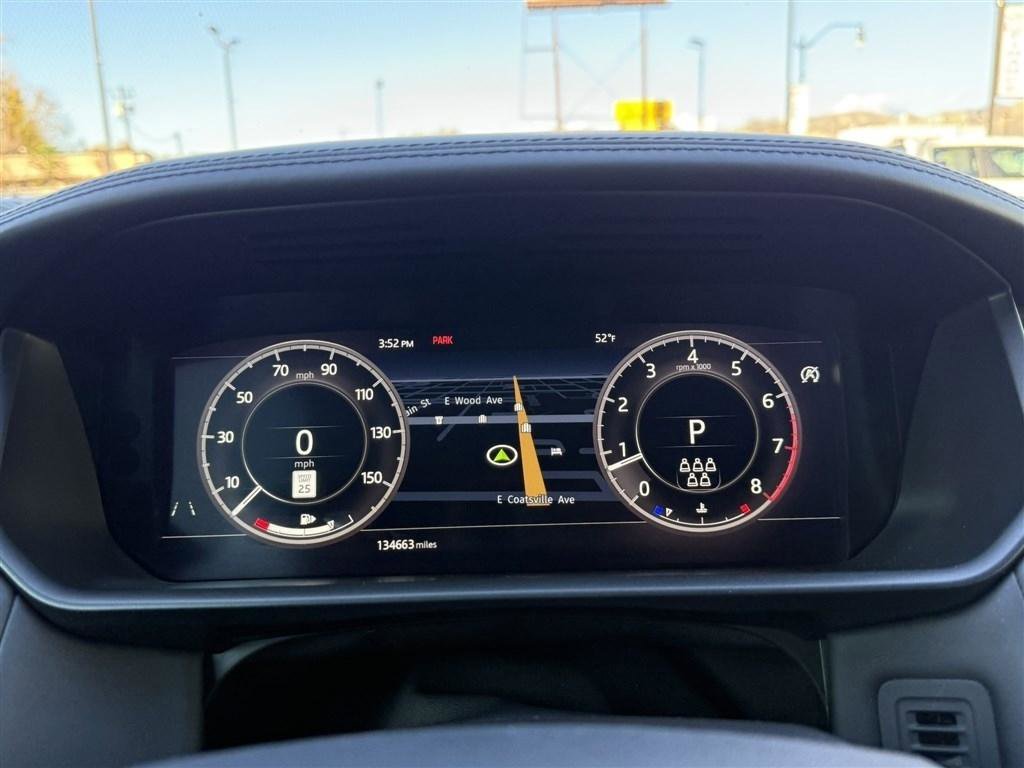 Used 2020 Land Rover Discovery HSE Luxury image 30