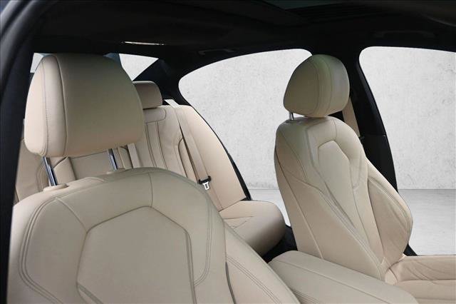 Used 2019 BMW 530i xDrive AWD/4WD image 30