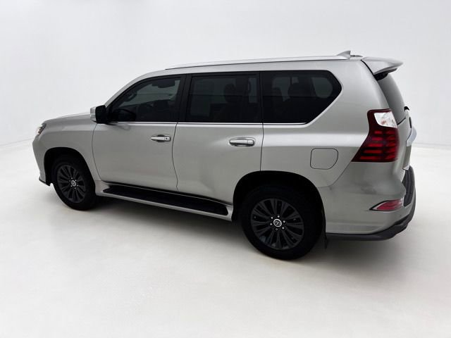 Used 2022 Lexus GX 460 Premium w/ Accessory Package AWD/4WD image 14