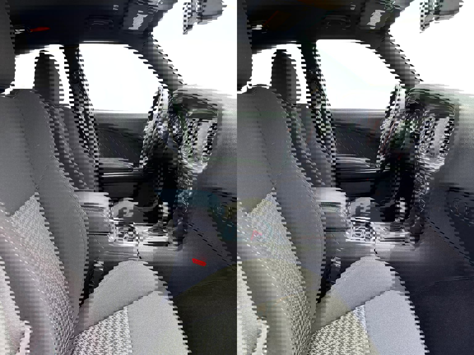 Used 2023 Dodge Charger GT image 17