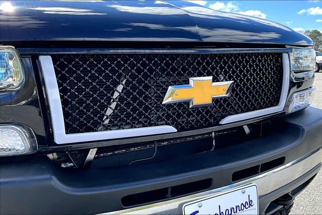 Used 2002 Chevrolet Silverado 2500 LS AWD/4WD image 24