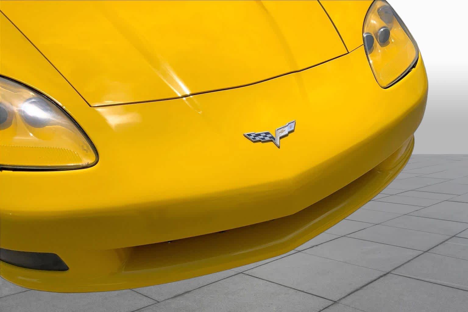 Used 2006 Chevrolet Corvette Coupe RWD image 23