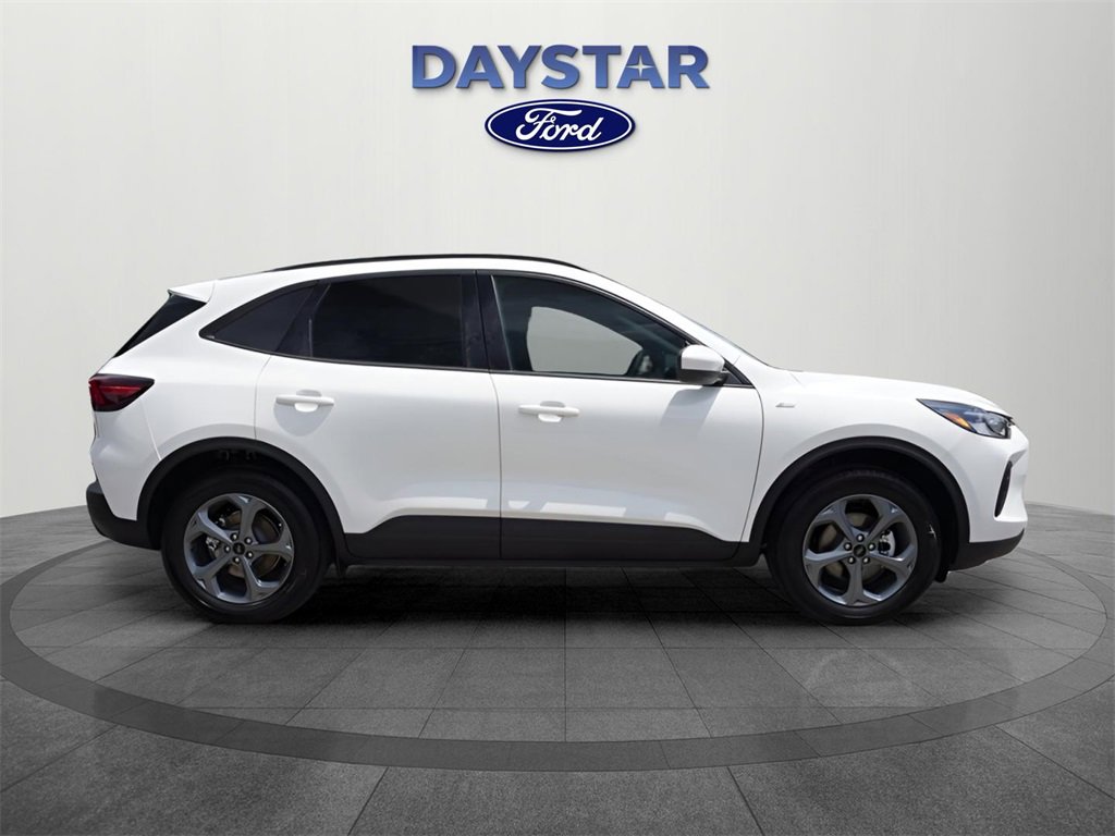 New 2025 Ford Escape ST-Line Elite w/ Class II Trailer Tow Package image 2
