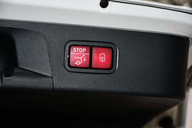 Used 2019 Mercedes-Benz GLC 300 image 8