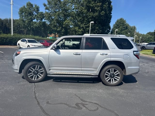 Used 2019 Toyota 4Runner Limited AWD/4WD image 8