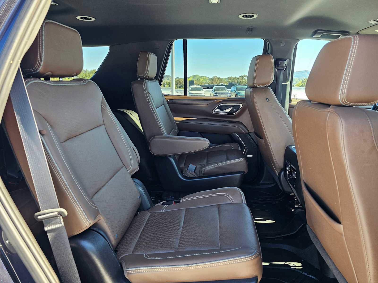 Used 2023 Chevrolet Tahoe High Country w/ LPO, Illumination Package image 12