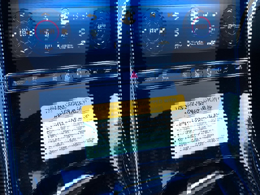 New 2026 Mercedes-Benz GLC 300 4MATIC image 30