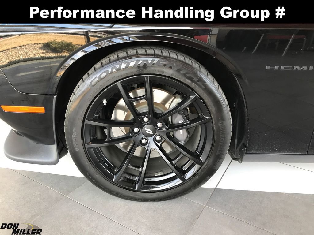 Certified 2020 Dodge Challenger R/T w/ Carbon/Suede Interior Package image 10