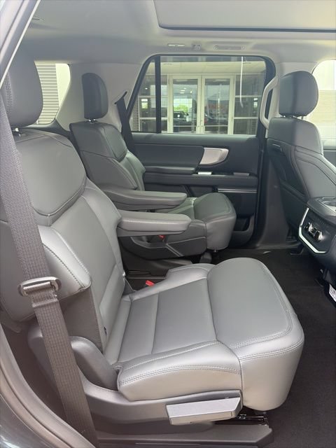 New 2026 Ford Expedition Active AWD/4WD image 23