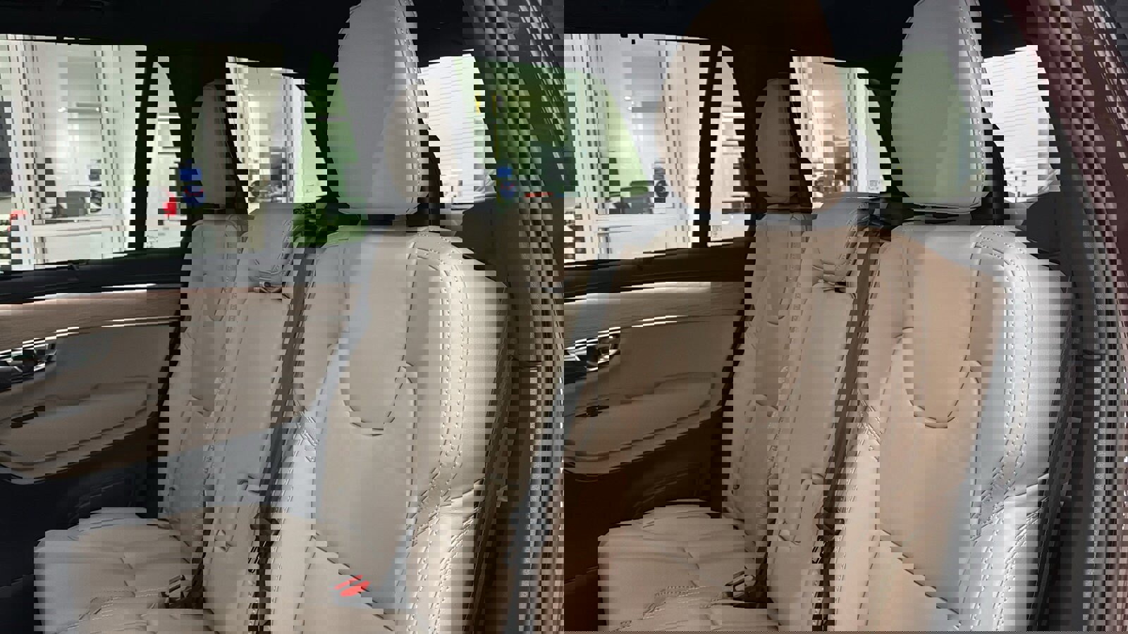 New 2026 Volvo XC90 B6 Ultra w/ Protection Package Premier image 25