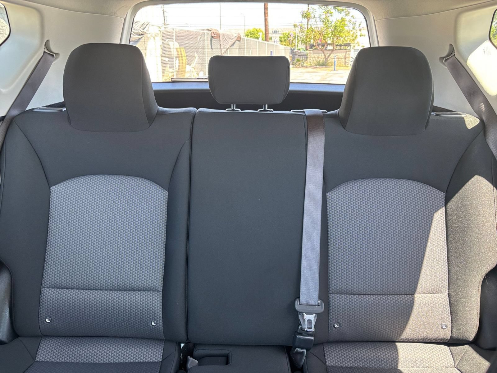 Used 2025 Kia Soul LX w/ LX Technology Package FWD image 38