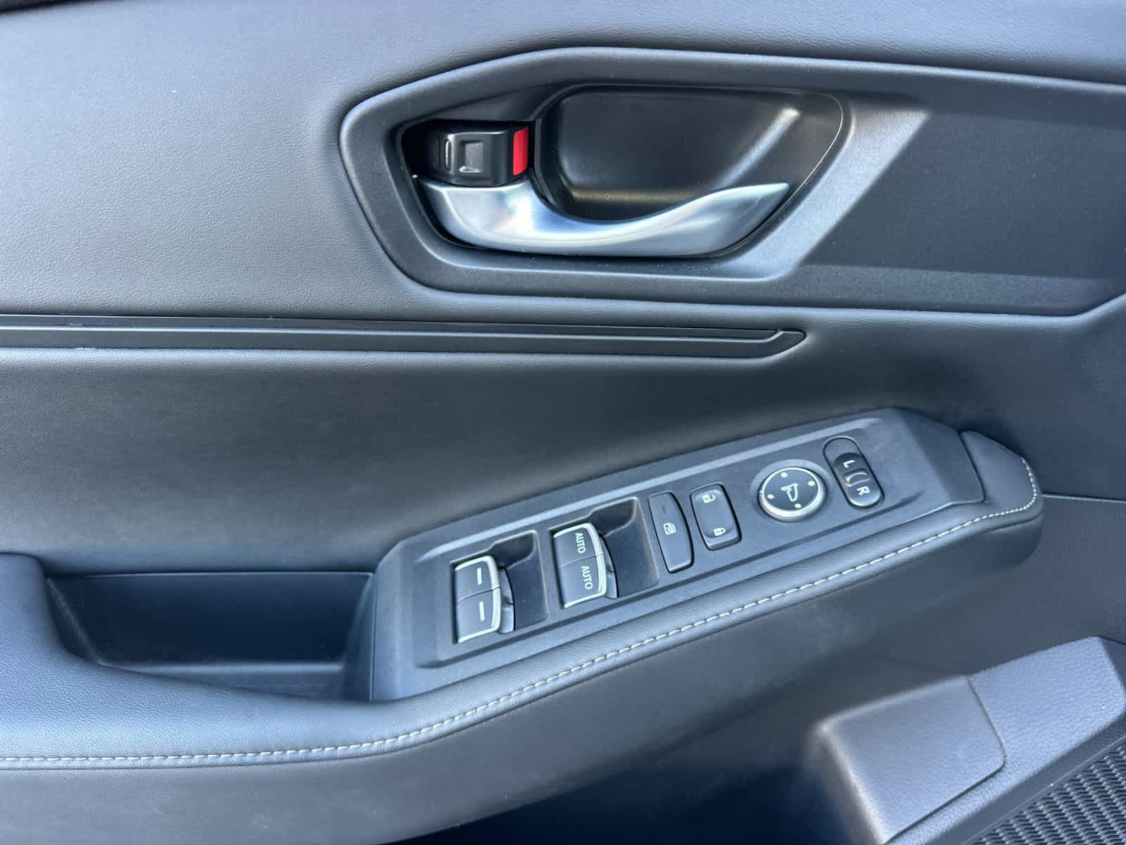 Used 2025 Honda Accord Sport image 13