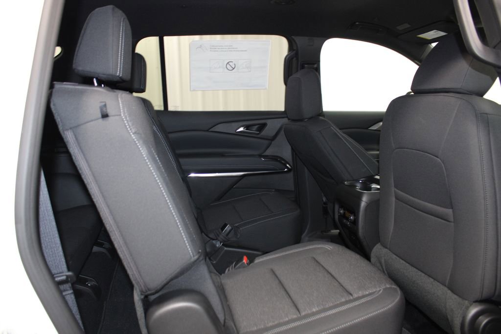 New 2026 Chevrolet Traverse LT image 23