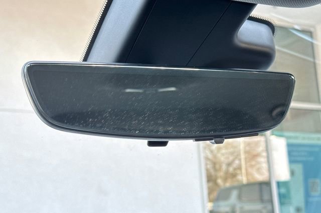 Used 2023 Chevrolet Bolt EUV Premier image 25