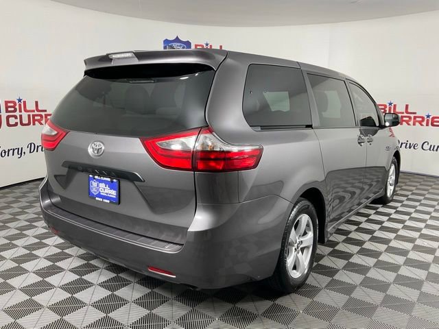 Used 2020 Toyota Sienna L image 3