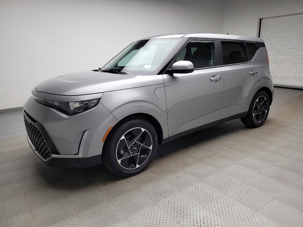 Used 2024 Kia Soul EX image 2