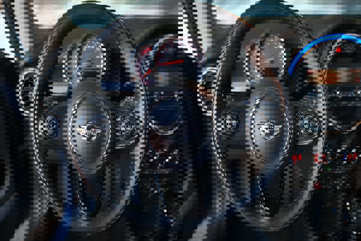 Used 2014 MINI Cooper S image 16