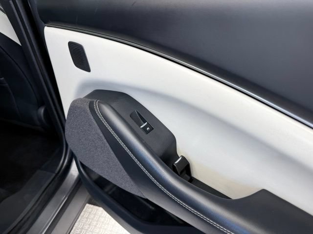 Used 2023 Ford Mustang Mach-E Premium RWD image 26