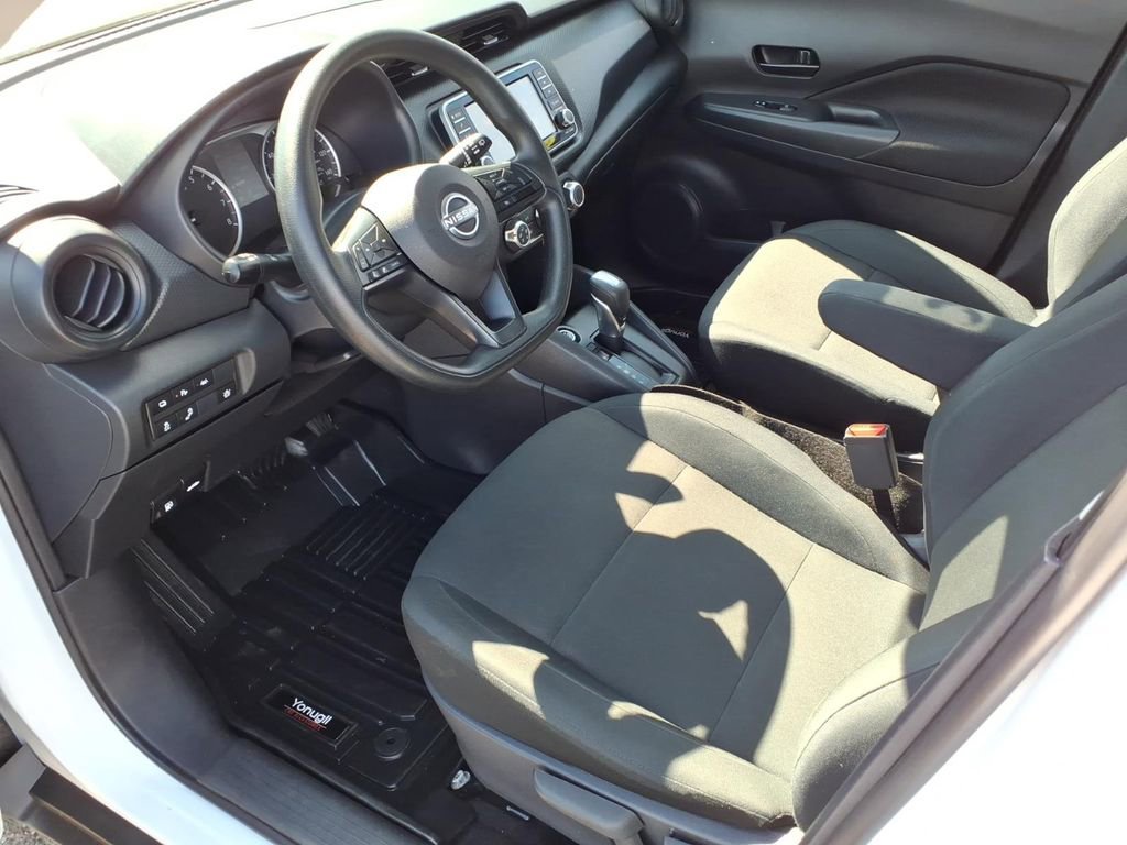 Used 2024 Nissan Kicks S image 14