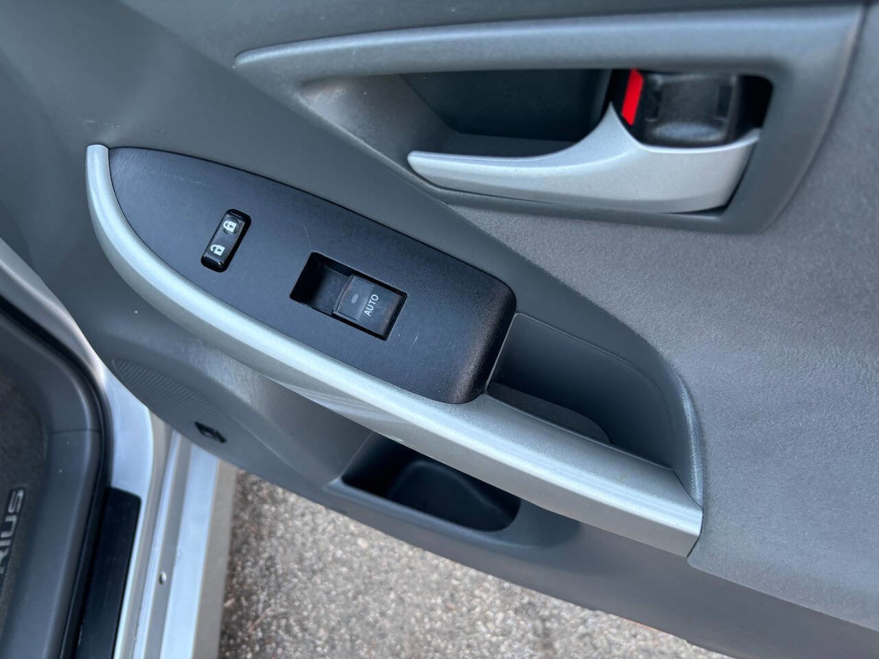 Used 2010 Toyota Prius Two image 26