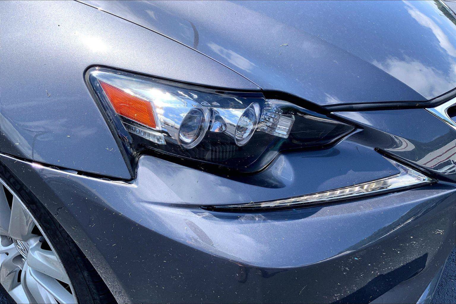 Used 2016 Lexus IS 300 AWD w/ Premium Package image 28