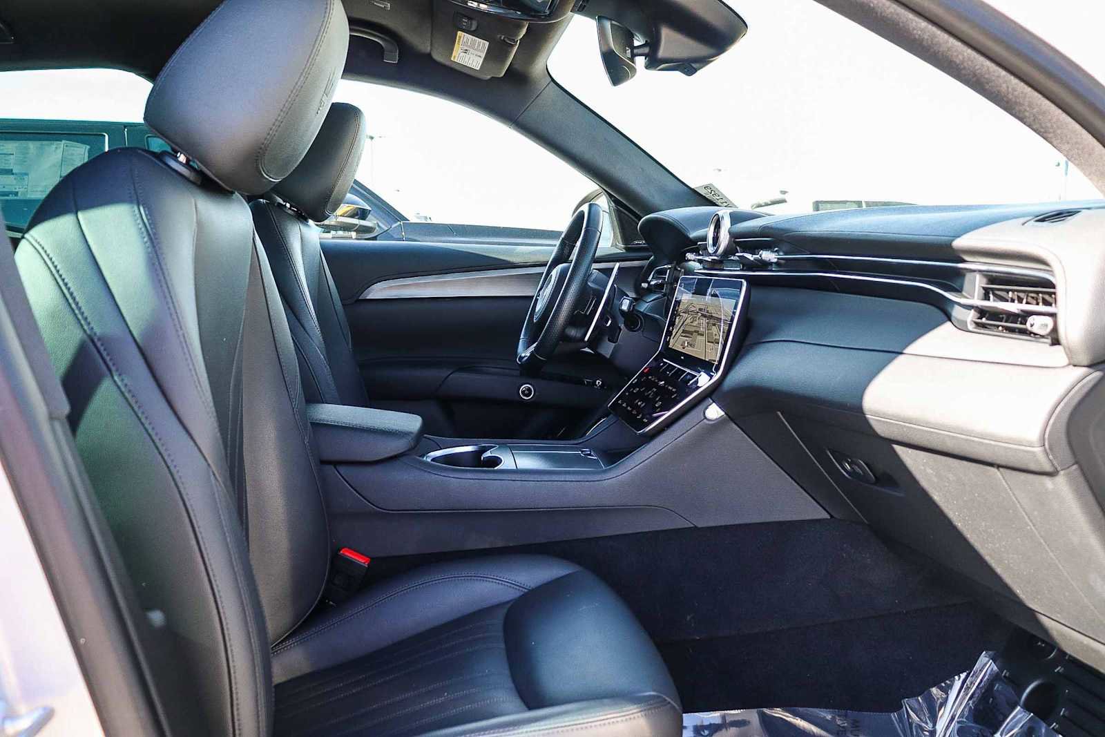 Used 2024 Maserati Grecale GT image 17