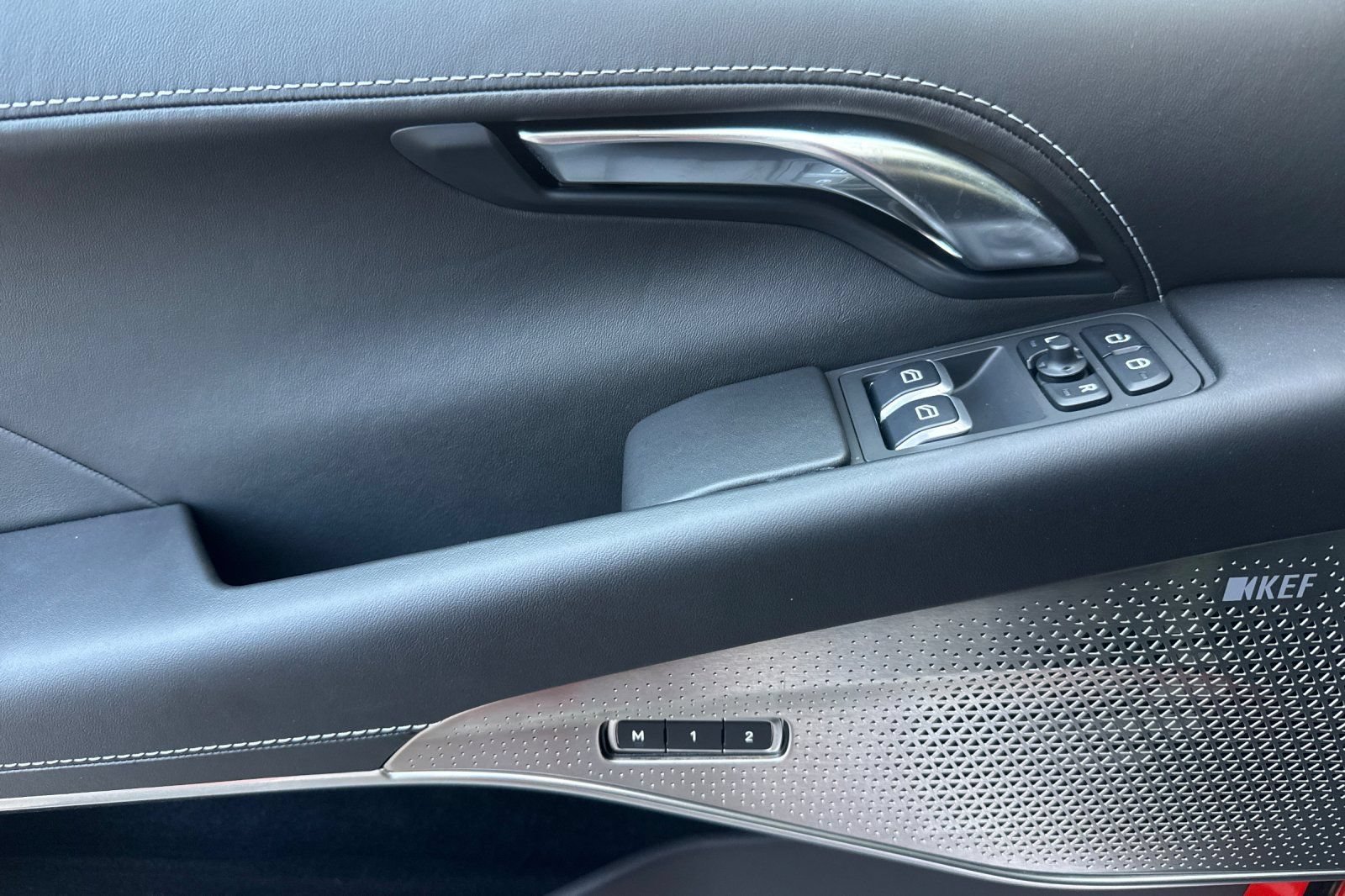 Used 2025 Lotus Emira RWD image 11