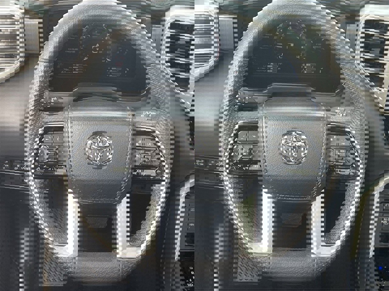 Used 2024 Toyota Tundra Platinum image 18