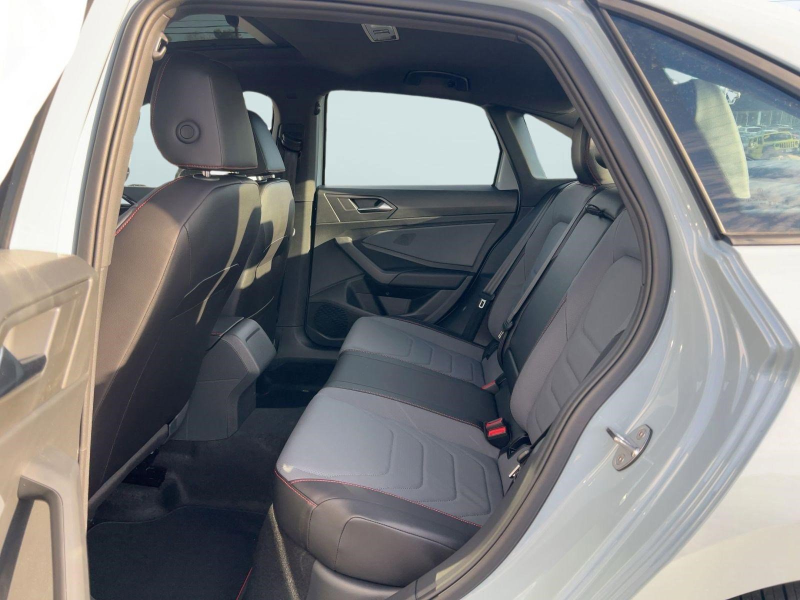 Used 2026 Volkswagen Jetta GLI Autobahn image 14