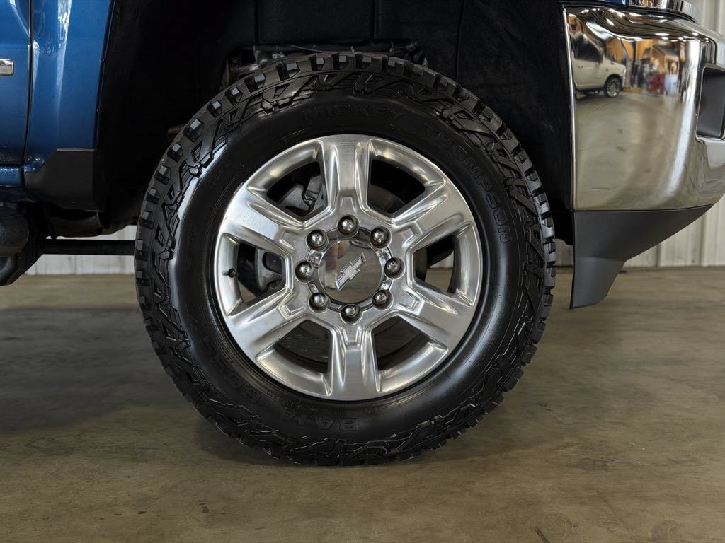 Used 2018 Chevrolet Silverado 2500 LTZ w/ Duramax Plus Package AWD/4WD image 17