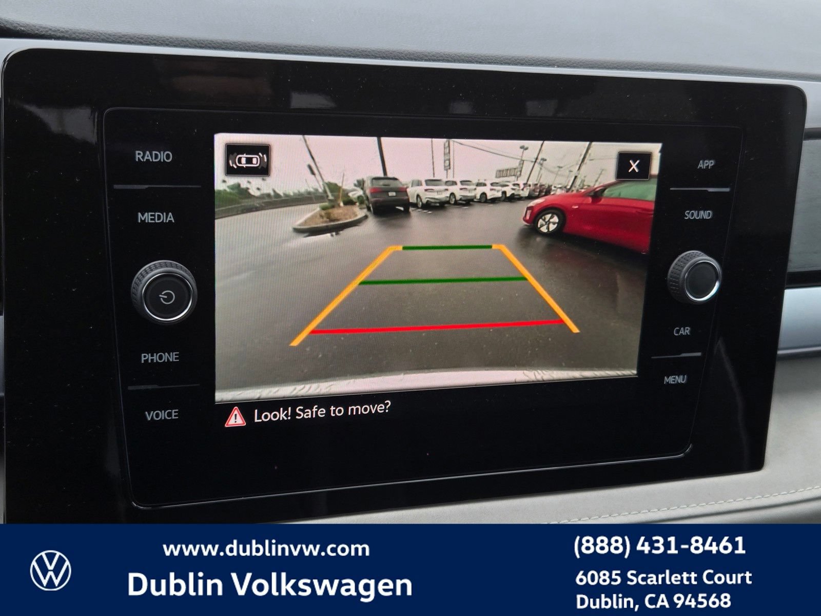 New 2025 Volkswagen Taos SE AWD/4WD image 16